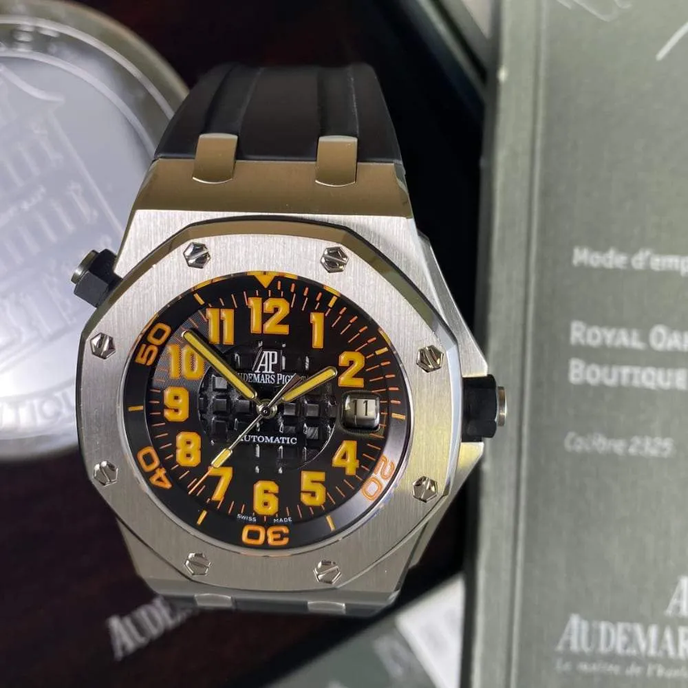 Audemars Piguet Royal Oak Offshore Boutique Edition 15701ST.OO.D002CA.01